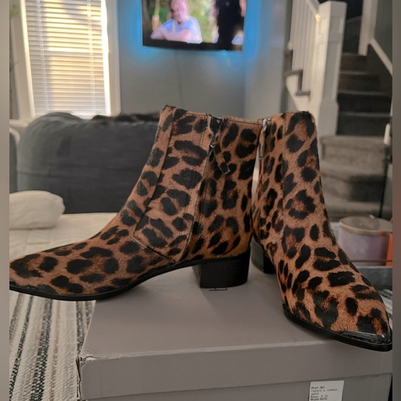 NWT/NWB: Botkier GREER Leopard Booties - Picture 7 of 9